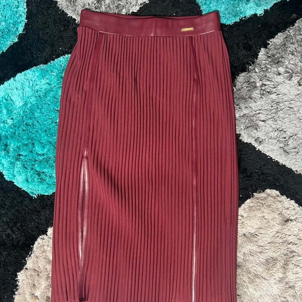Marc New York Burgundy Pleated Midi Skirt with Faux Leather Trim, Size XS - Picture 2 of 6